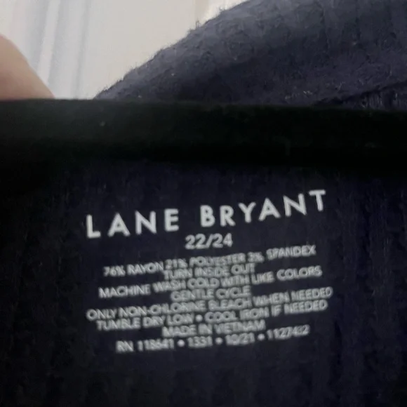 Lane Bryant Navy V-Neck Long Sleeve Waffle-Knit Sweater - Picture 3 of 3